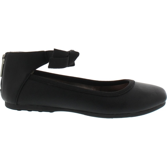 Kenneth Cole Kids Shoes - Kids Size 13 - Picture 5 of 6